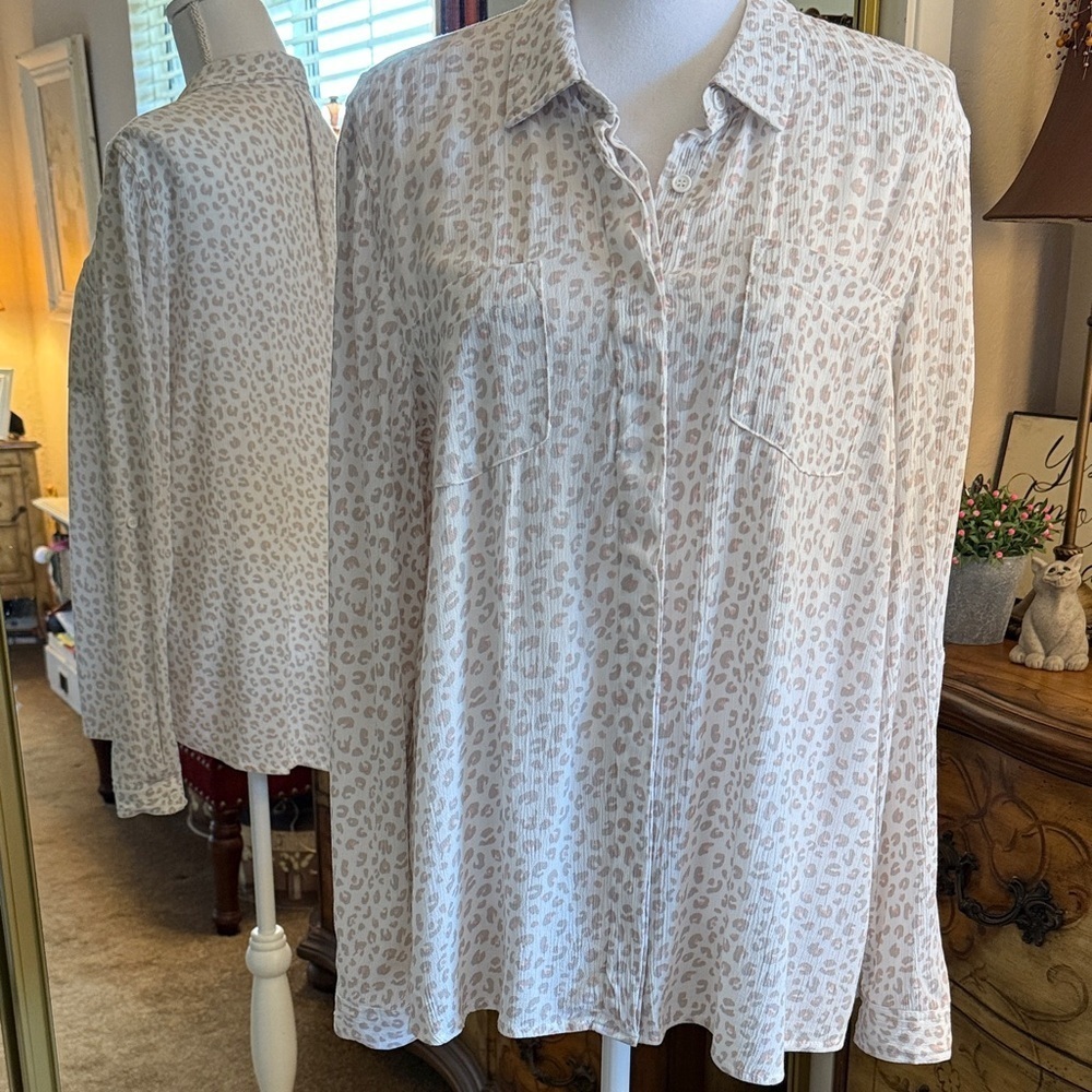 Hippie Rose Cream and GrayPink Leopard Button-Up Blouse